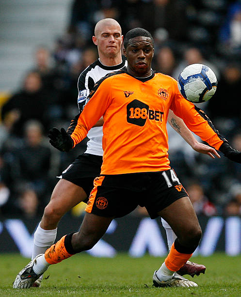 劳塔罗身体 劳塔罗身体