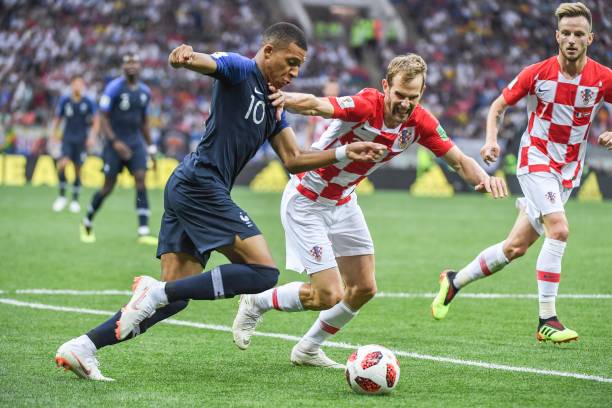 坛崭露头角 坛崭露头角